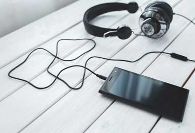 皇马再度瞄准罗德里戈，曼城天价续约欲阻1.5亿欧转会